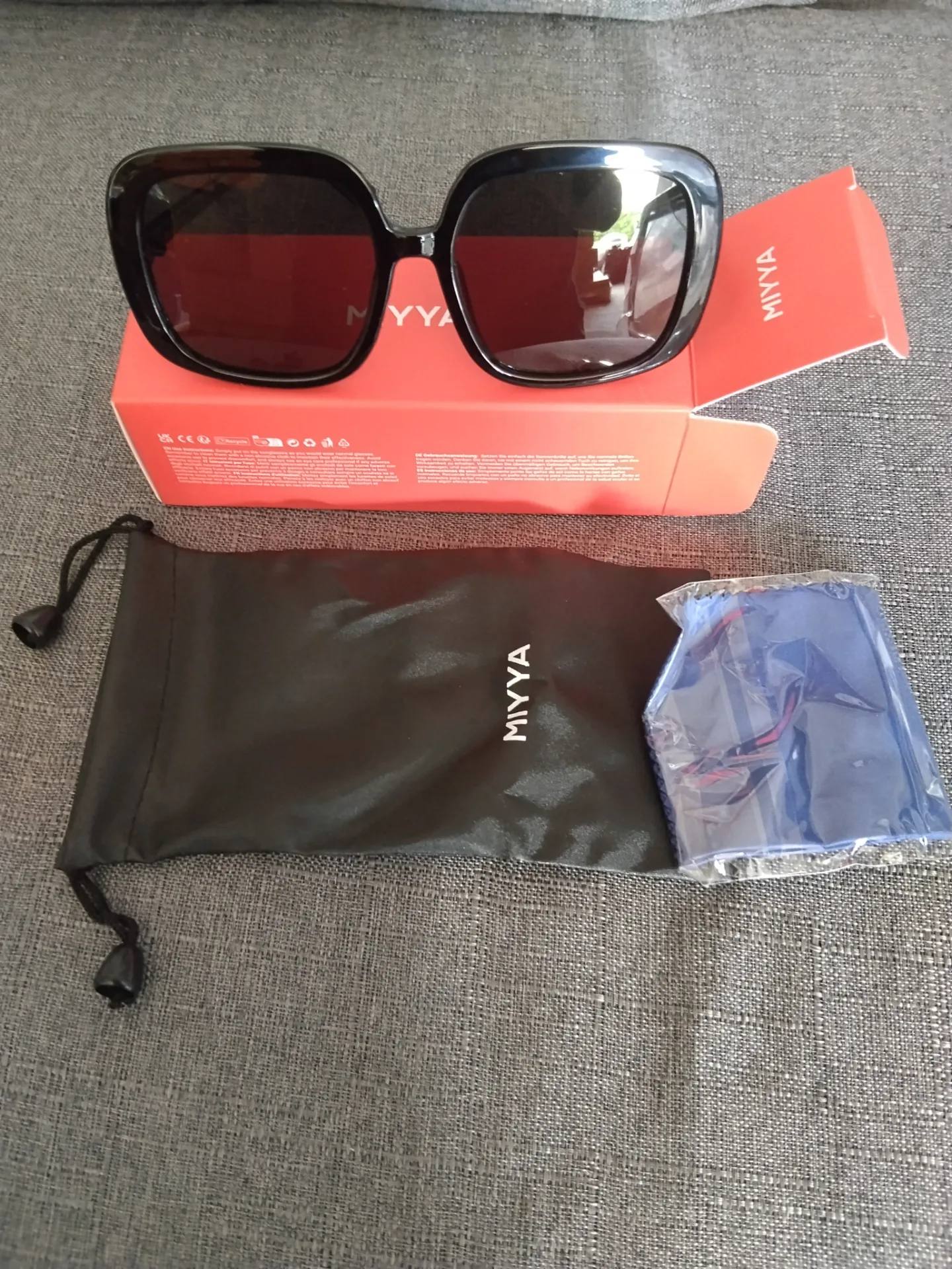 Pakiet 30 szt. Okulary damskie MIYYA Polaryzacja UV400 Hurt