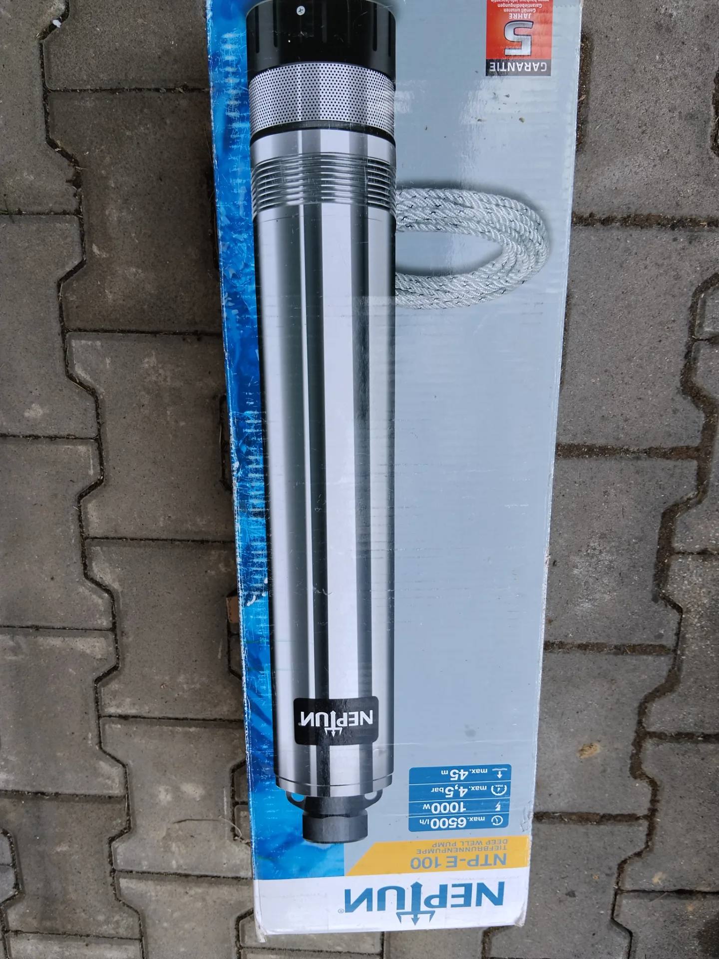 Pompa głębinowa Neptun NTP-E 100 1000W 6500l/h stal nierdzewna