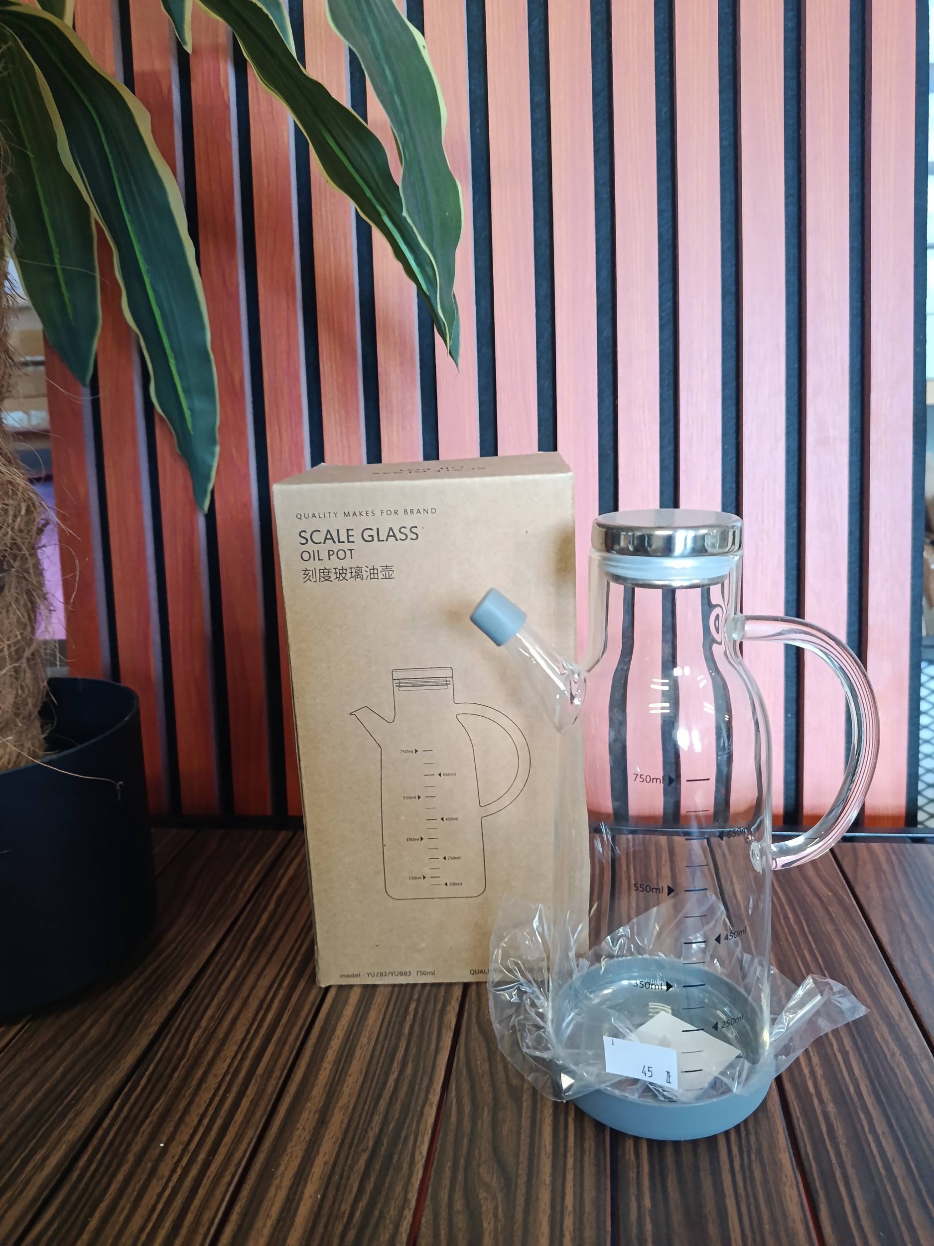 Butelka dozownik na oliwę 750 ml