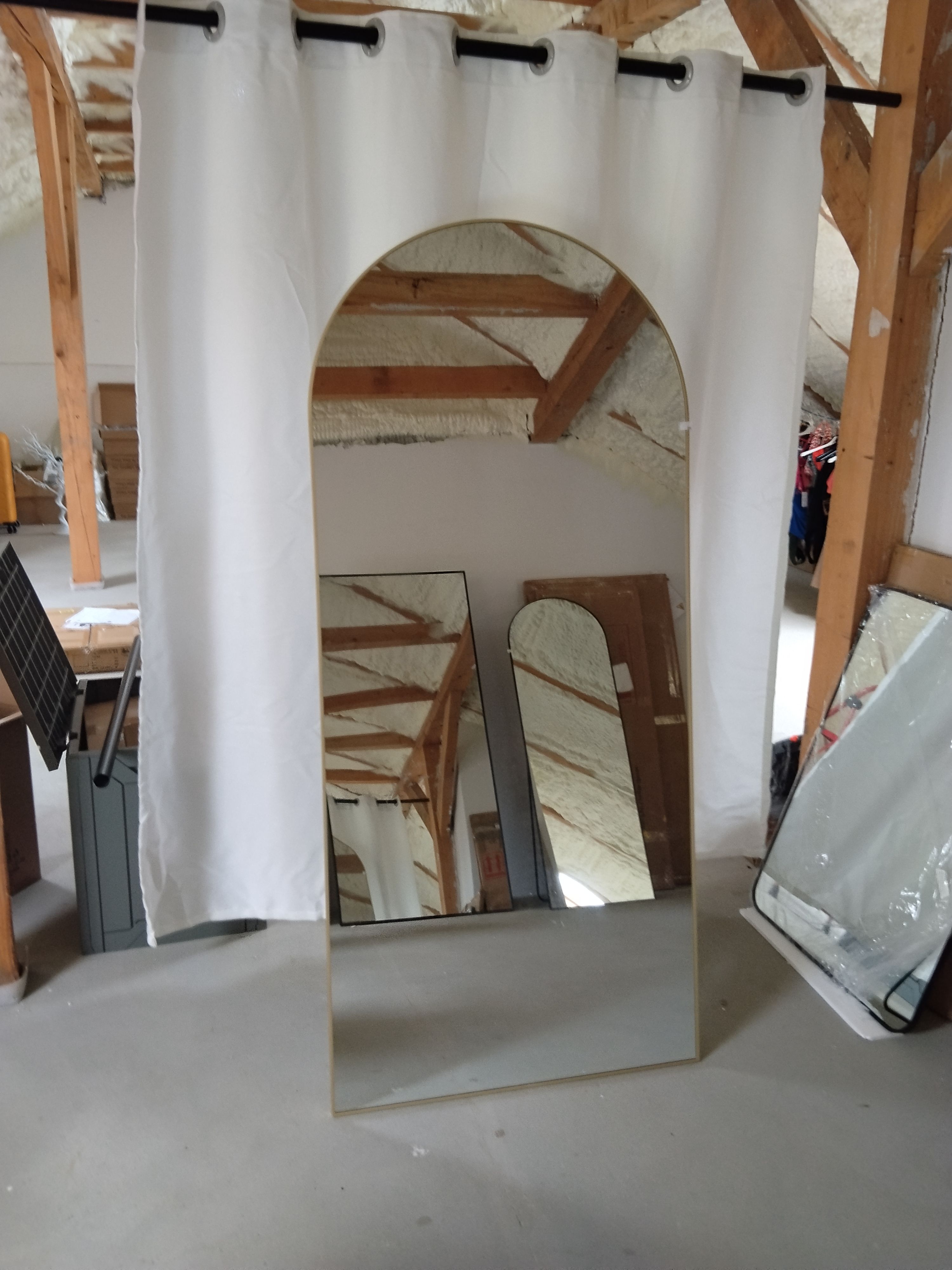 Duże lustro portalowe łukowe złote 76x170 cm stojące / wiszące